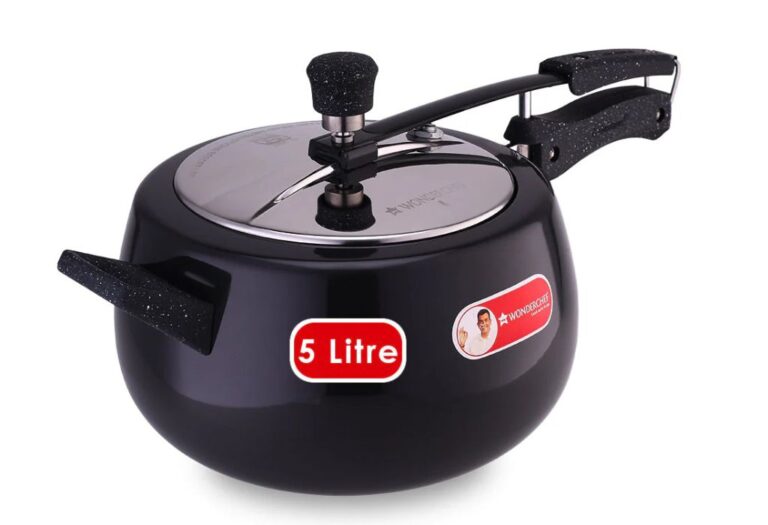 Unveiling how does a pressure cooker work for speed and flavor