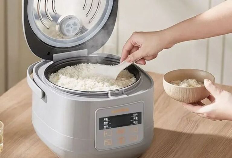 Keeping Rice Warm in a Rice Cooker: A Simple Guide